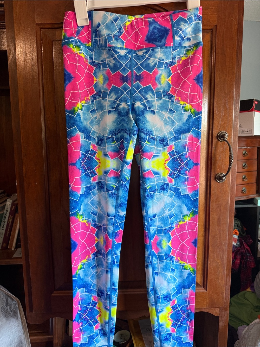 Vibrant Kaleidoscope Leggings - Pink & Blue